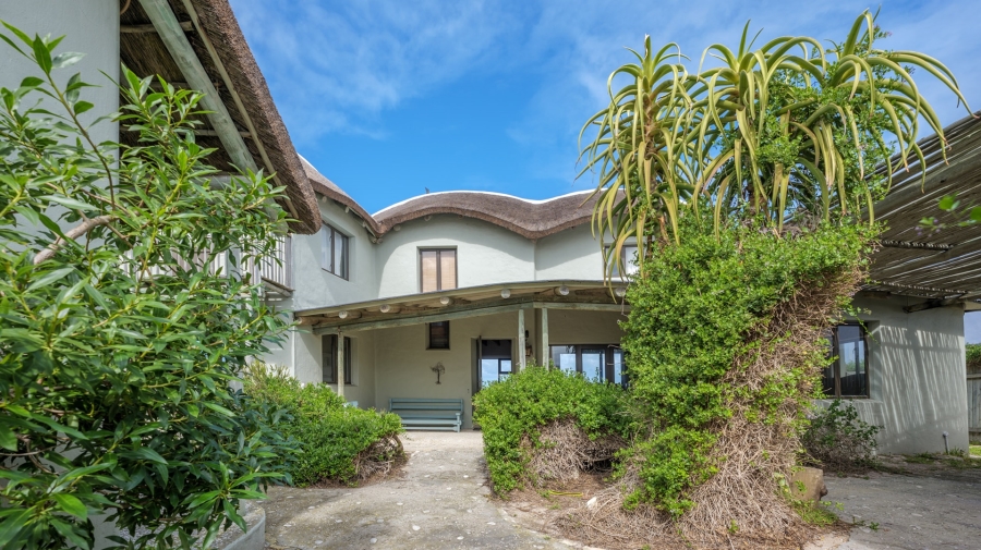 6 Bedroom Property for Sale in Suiderstrand Western Cape